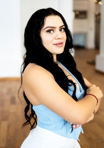 Portrait of Victoria Diaz